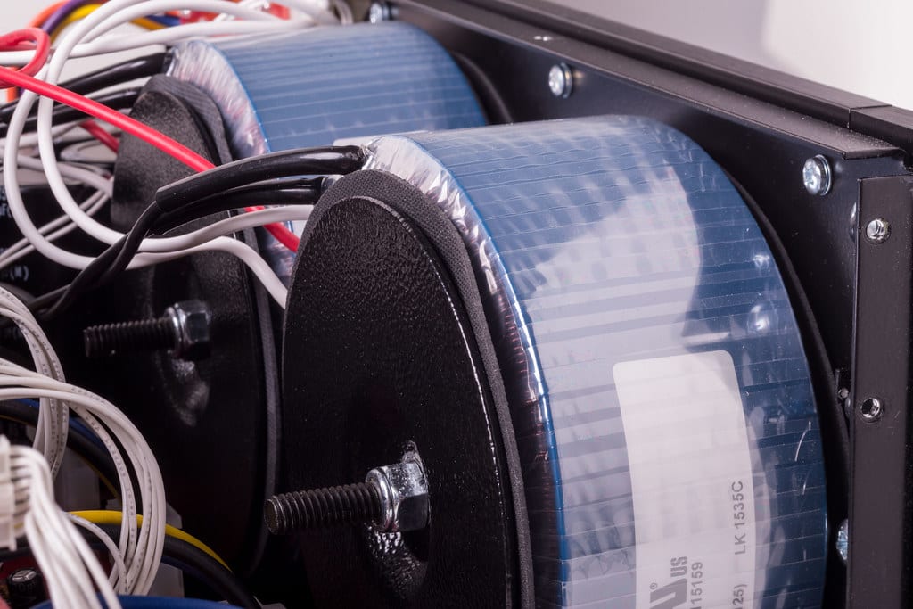 Anthem MCA 525 - Image 4